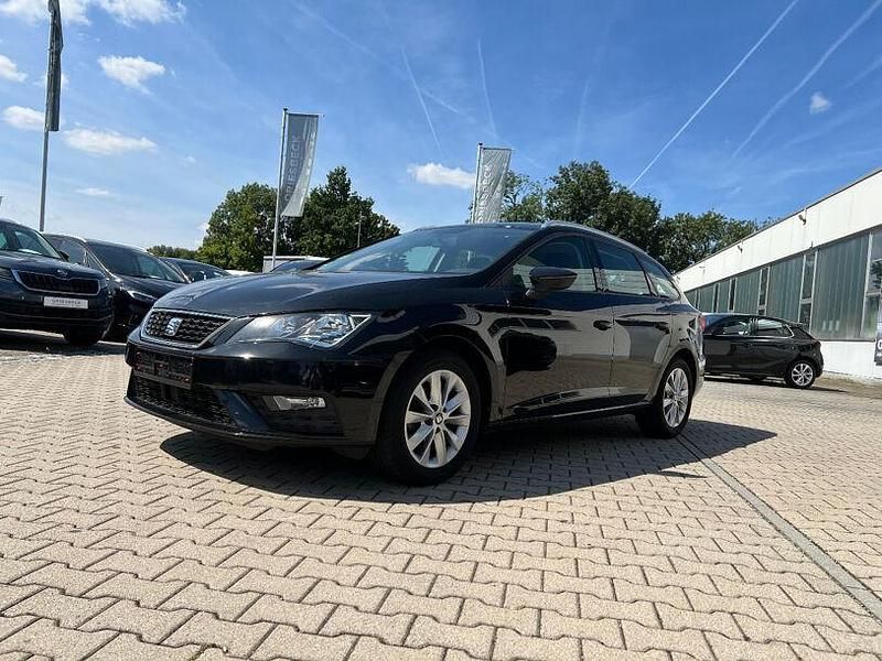 Schwarz Gebraucht 2020 Seat Leon | 14.990 € (Guter Preis) - Bild 1/4