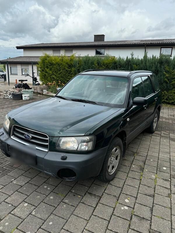 Grün Gebraucht 2004 Subaru Forester SUV | 1.990 € (Superpreis) - Bild 1/4