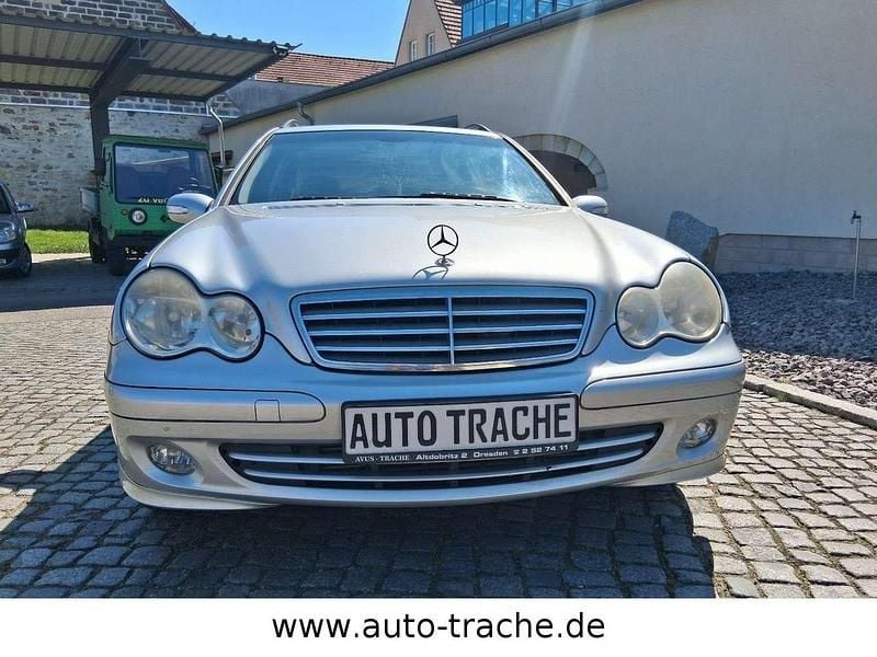 Gebraucht Mercedes C200 163 PS (119 kW) 2004 Brillantsilber  metalliclack Kombi