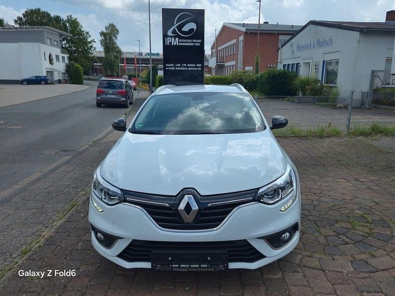 Weiß Gebraucht 2020 Renault Mégane IV LIMITED Kombi | 7.850 € (Fairer Preis) - Bild 1/4