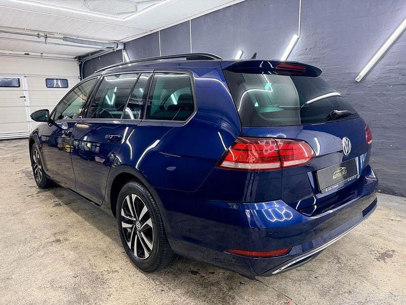 Gebraucht VW Golf VII United 150 PS (110 kW) 2020 Blau Kombi