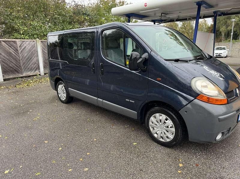 Gebraucht Renault Trafic 101 PS (74 kW) 2002 Van / Kleinbus