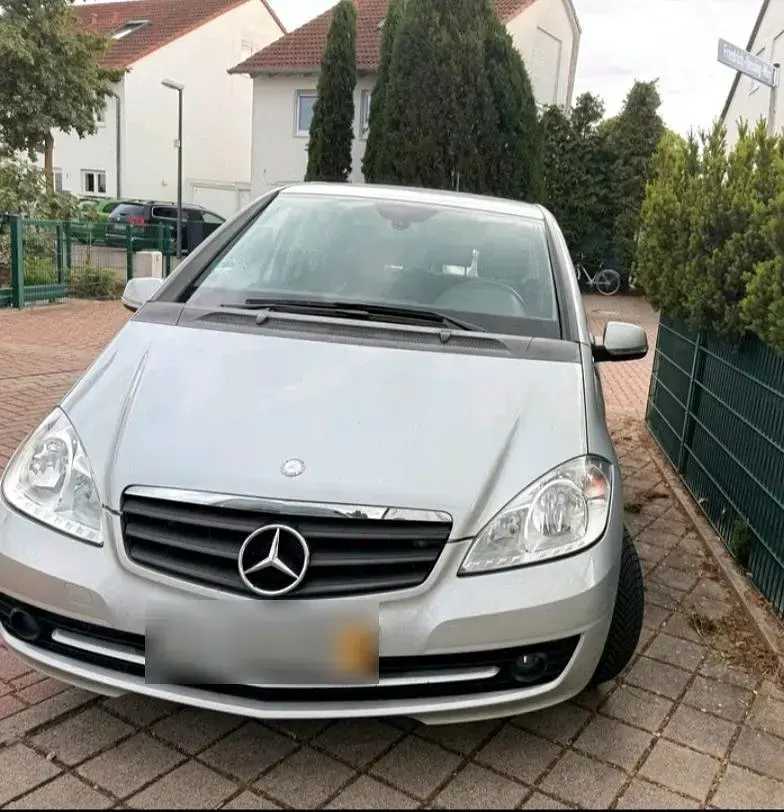 Gebraucht Mercedes A160 95 PS (69 kW) 2009 Silber Kleinwagen