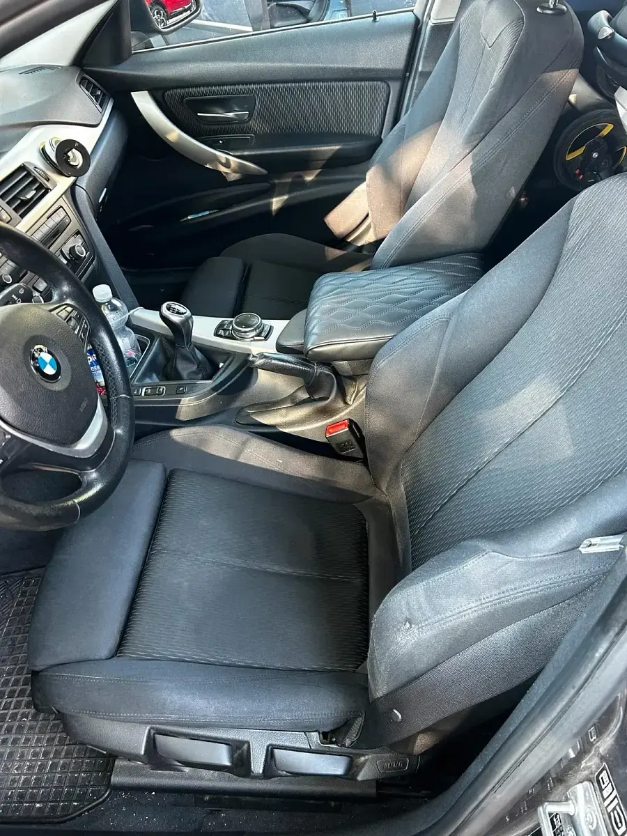 Gebraucht BMW 320 184 PS (135 kW) 2013 Grau Kombi