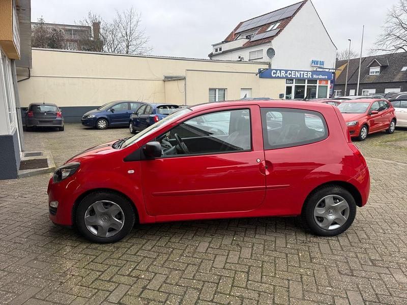 Gebraucht Renault Twingo Expression 75 PS (55 kW) 2012 Rot Kleinwagen
