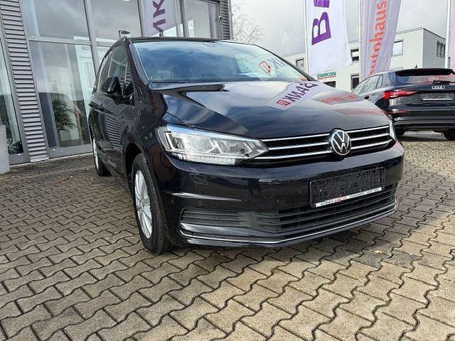 Gebraucht VW Touran United 150 PS (110 kW) 2021 Schwarz Van / Kleinbus