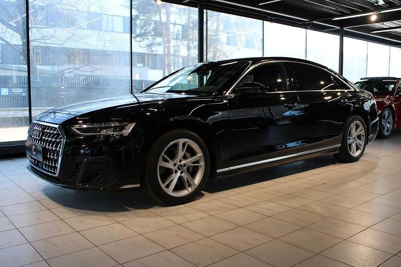 Second-hand Audi A8 286 CP (210 kW) 2023 Negru Berlinǎ