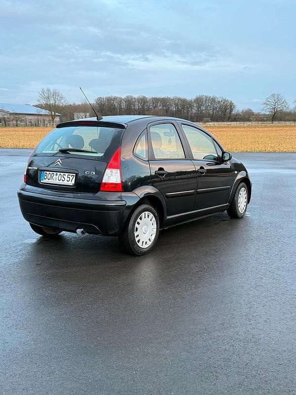 Gebraucht Citroën C3 60 PS (44 kW) 2005 Schwarz Kleinwagen
