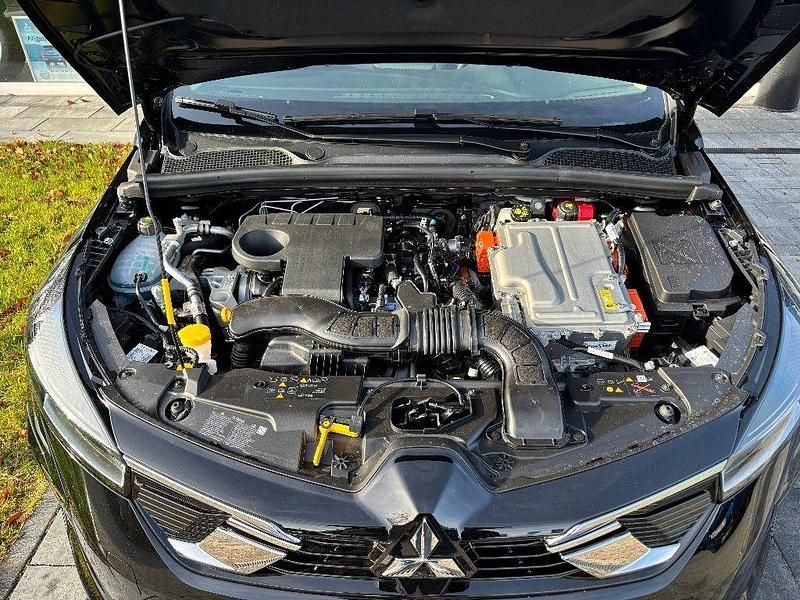 Neu Mitsubishi Colt Plus 143 PS (105 kW) 2025 Onyxschwarz Kleinwagen