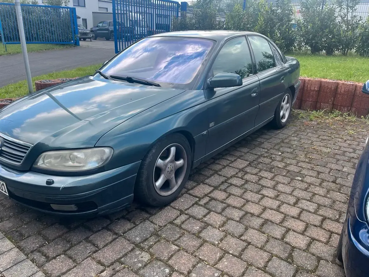 Gebraucht Opel Omega 144 PS (105 kW) 2001 Grün Limousine