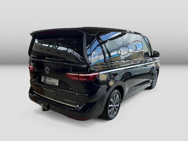 Usata VW Multivan Style 245 CV (180 kW) 2025 Nero Monovolume