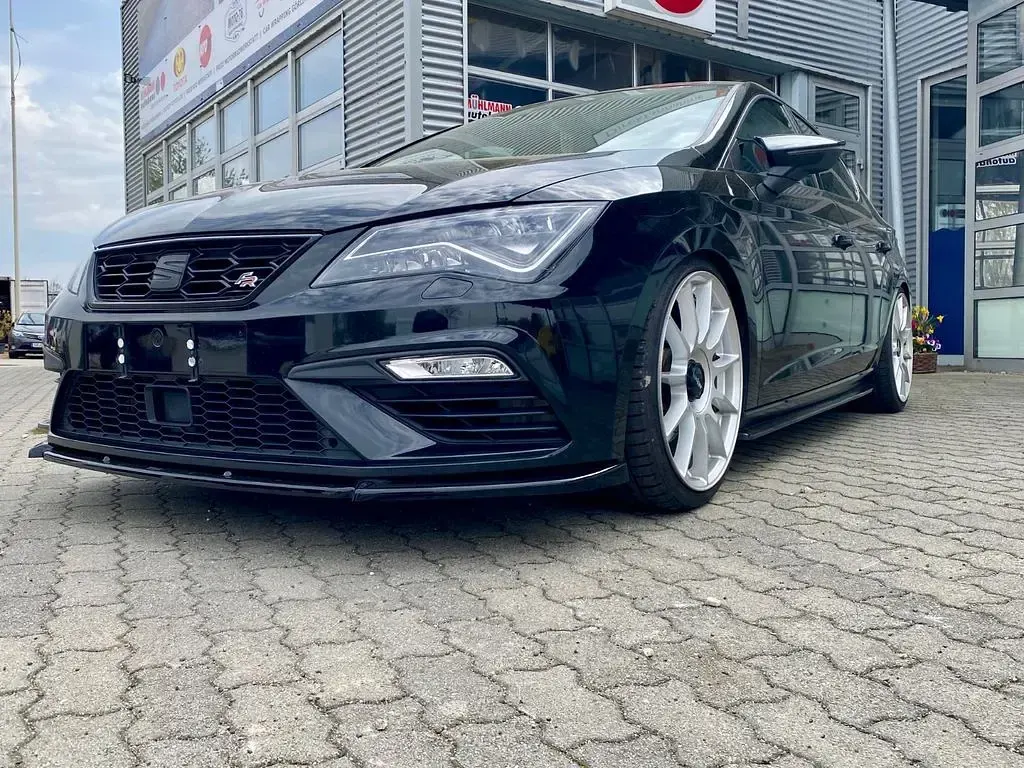 Gebraucht Seat Leon FR 179 PS (131 kW) 2018 Schwarz Limousine