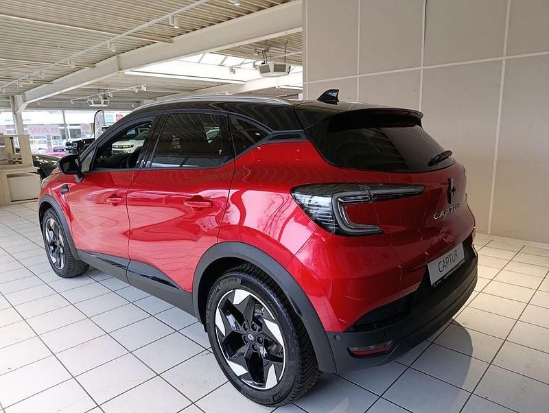 Neu Renault Captur Techno 116 PS (85 kW) 2026 Rot SUV