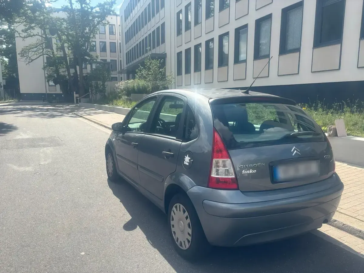 Gebraucht Citroën C3 60 PS (44 kW) 2009 Grau Kleinwagen