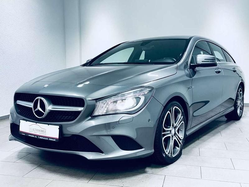 Gebraucht Mercedes CLA180 122 PS (89 kW) 2015 Mountaingrau Limousine