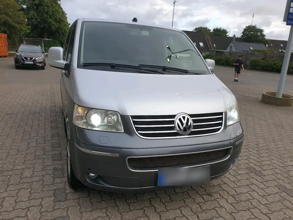Gebraucht VW Multivan 174 PS (127 kW) 2005 Andere farben Van / Kleinbus