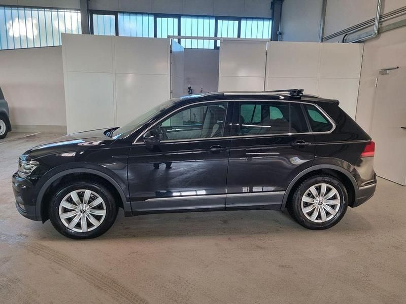 Gebraucht VW Tiguan Highline 150 PS (110 kW) 2020 Schwarz SUV