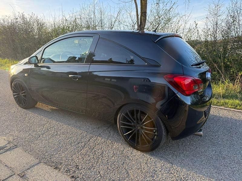 Gebraucht Opel Corsa Edition 90 PS (66 kW) 2016 Schwarz Kleinwagen