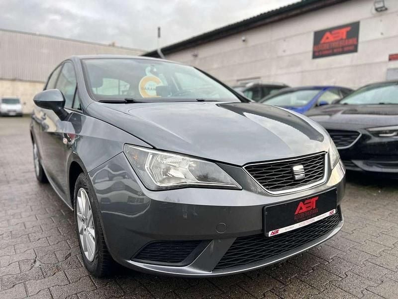 D grau/monsungrau/pirineos gre Gebraucht 2012 Seat Ibiza Kleinwagen | 5.499 € (Etwas zu teuer) - Bild 1/4