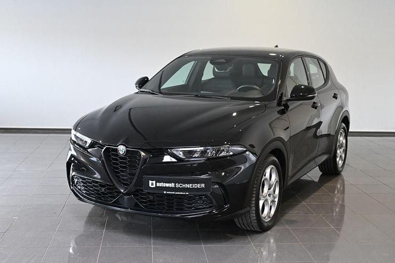 Gebraucht Alfa Romeo Tonale Sprint 131 PS (96 kW) 2023 Schwarz schwarz nero alfa SUV