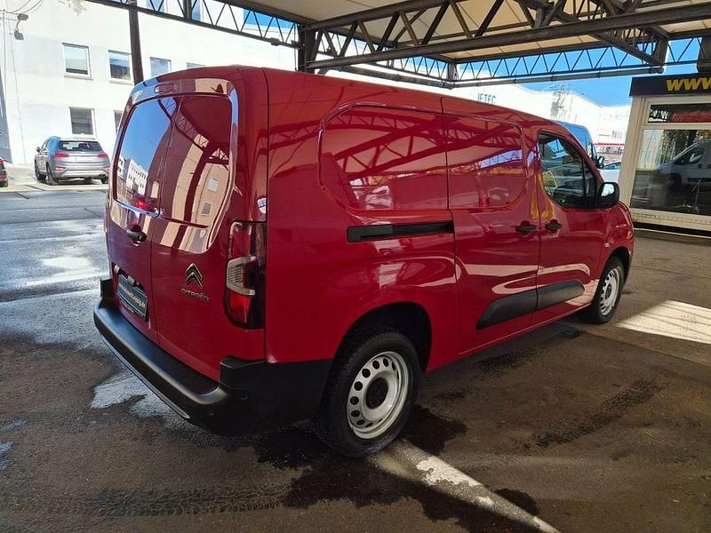 Gebraucht Citroën Berlingo 102 PS (75 kW) 2021 Rot Van / Kleinbus