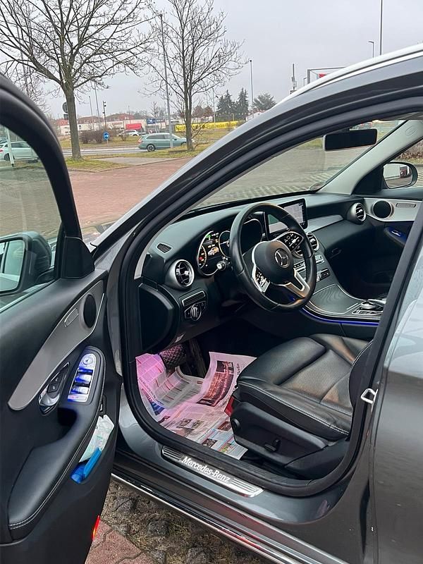 Gebraucht Mercedes E300 194 PS (142 kW) 2020 Grau Kombi