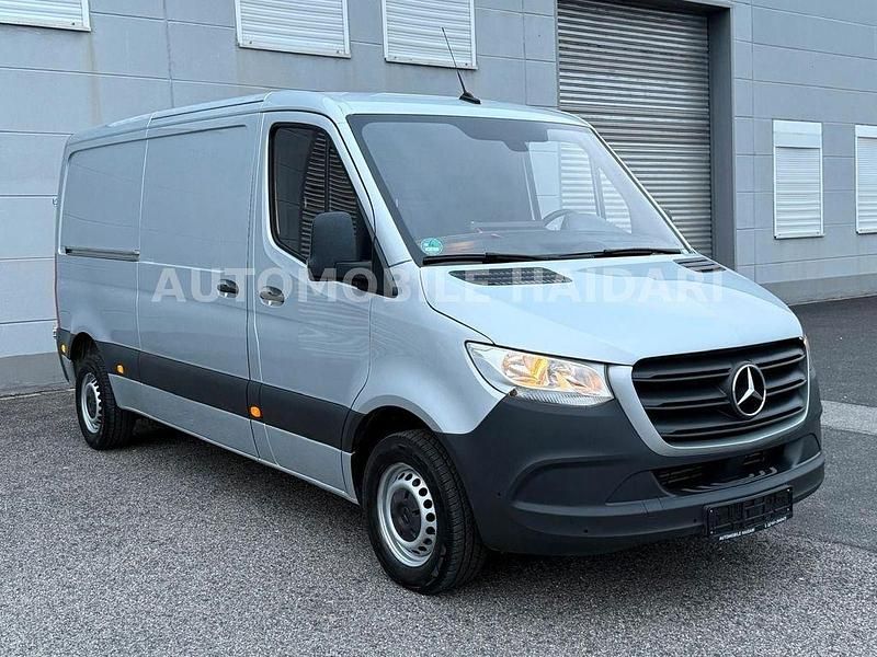 Gebraucht Mercedes Sprinter 143 PS (105 kW) 2018 Silber Van