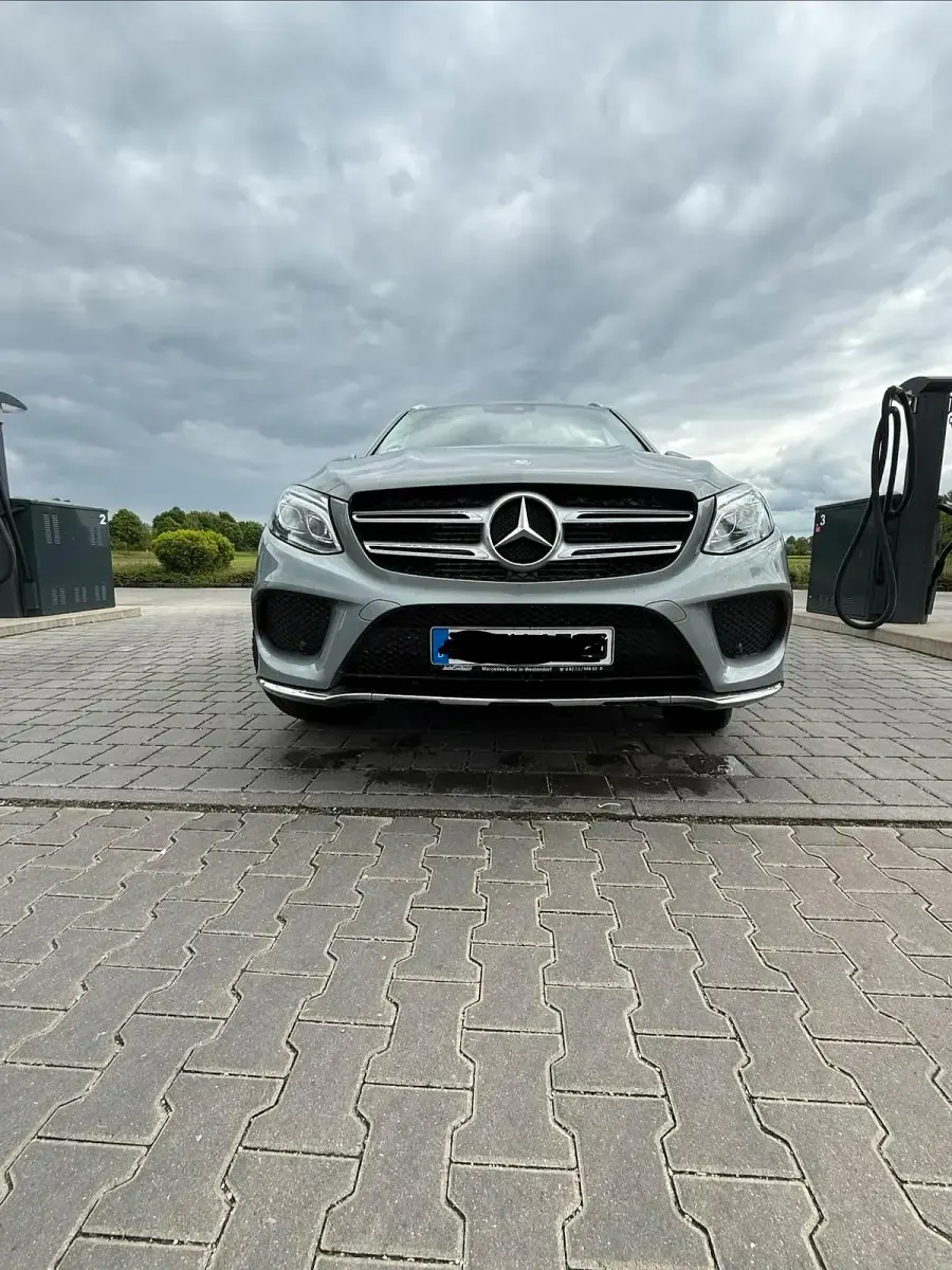 Gebraucht Mercedes GLE350 258 PS (189 kW) 2016 Grau SUV