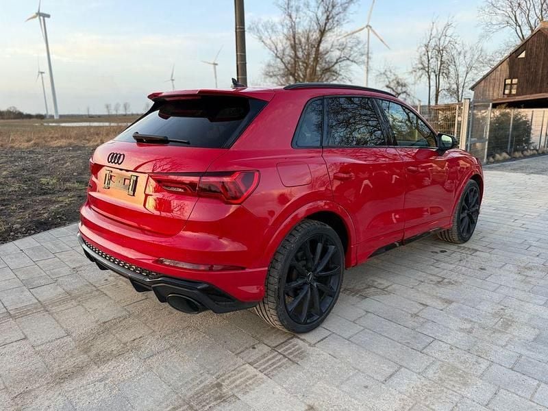 Gebraucht Audi RS Q3 Sport 400 PS (294 kW) 2023 Rot SUV