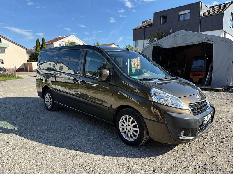 Braun Gebraucht 2014 Peugeot Expert Van | 14.500 € - Bild 1/4