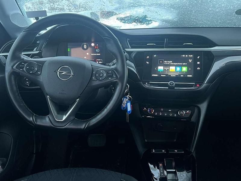 Gebraucht Opel Corsa Elegance 101 PS (74 kW) 2022 Aluminium silb/kristall silb Kleinwagen