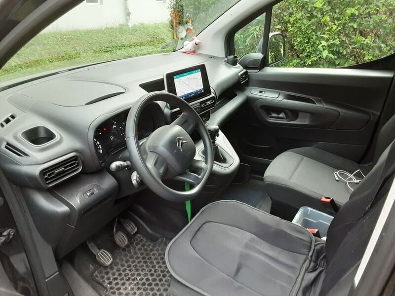 Schwarz Gebraucht 2021 Citroën Berlingo Van / Kleinbus | 16.500 € (Superpreis) - Bild 1/4
