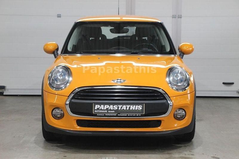 Second-hand Mini One D 95 CP (69 kW) 2016 Portocaliu Hatchback