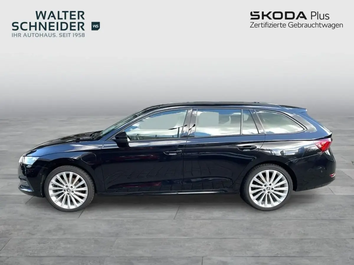 Gebraucht Skoda Octavia Style 204 PS (150 kW) 2021 Schwarzmagic perleffekt Kombi