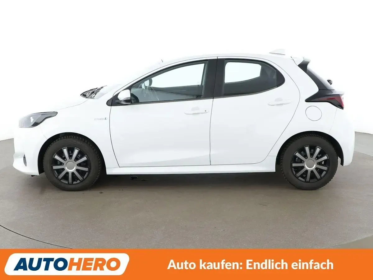 Gebraucht Toyota Yaris Comfort 116 PS (85 kW) 2020 Weiß Kleinwagen
