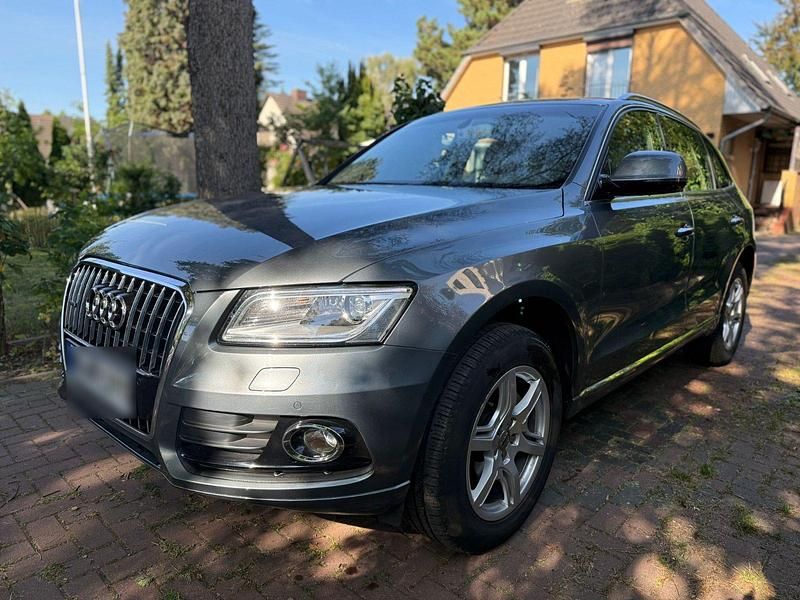 Grau Gebraucht 2014 Audi Q5 SUV | 22.900 € (Teuer) - Bild 1/4