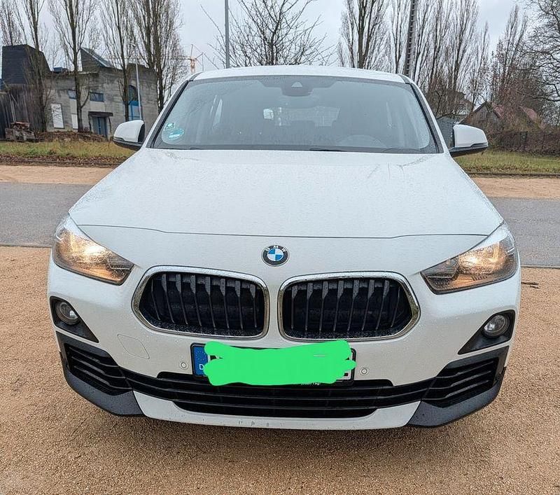 Weiß Gebraucht 2018 BMW X2 Advantage SUV | 14.800 € (Superpreis) - Bild 1/4