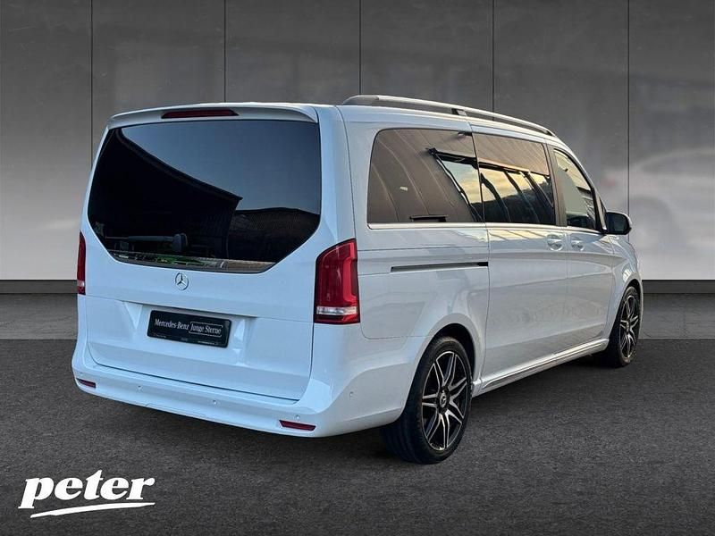 Gebraucht Mercedes V300 Avantgarde Edition 237 PS (174 kW) 2024 Bergkristallweiß metallic Van / Kleinbus