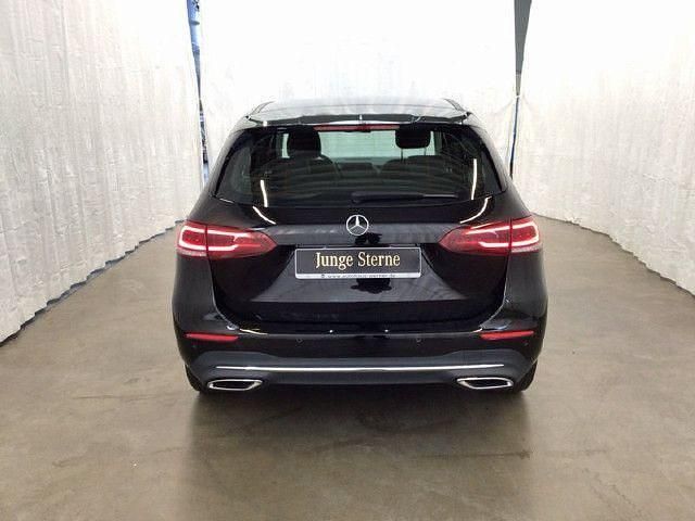 Gebraucht Mercedes B200 150 PS (110 kW) 2022 Schwarz Van / Kleinbus