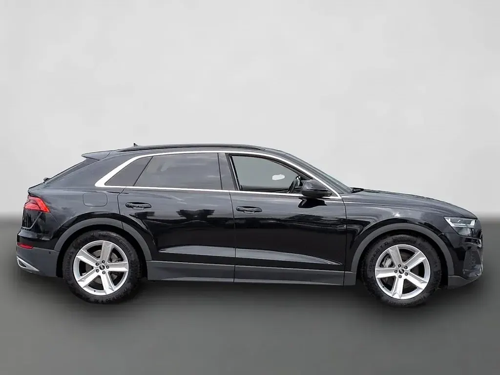 Usata Audi Q8 Ambiente 286 CV (210 kW) 2022 Nero SUV