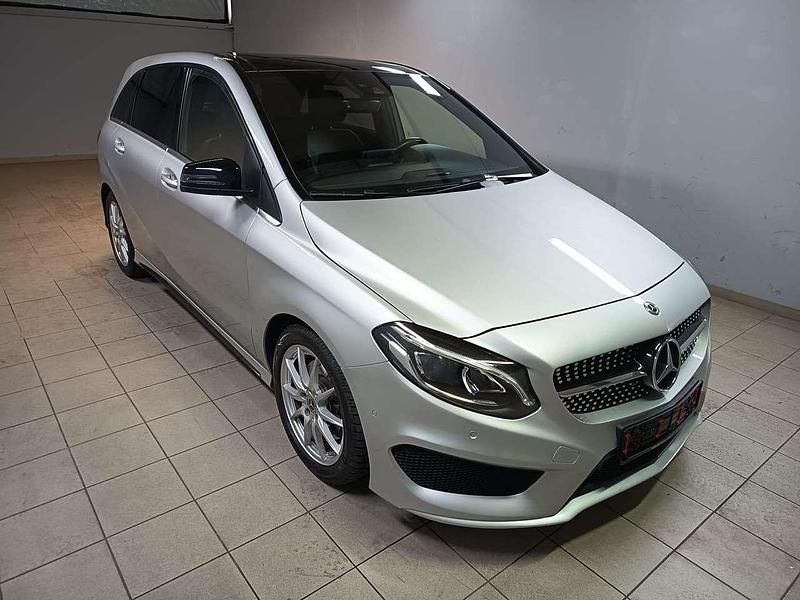 Gebraucht Mercedes B250 AMG line 211 PS (155 kW) 2018 Polarsilber  metalliclack Van / Kleinbus