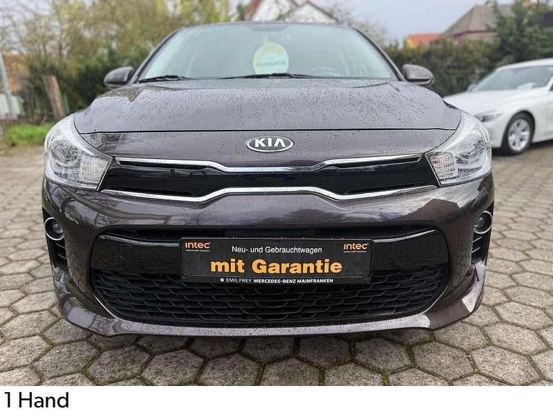 Gebraucht Kia Rio 99 PS (72 kW) 2017 Braun Limousine
