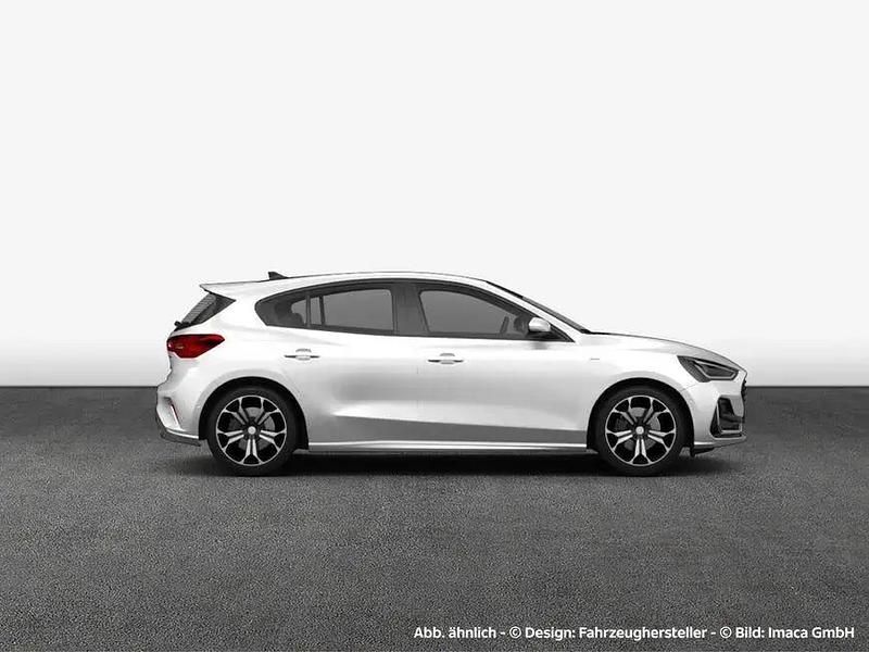 Gebraucht Ford Focus ST 125 PS (91 kW) 2023 Frozen white Kombi