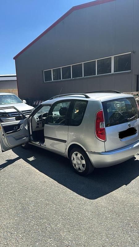 Gebraucht Skoda Roomster 86 PS (63 kW) 2006 Silber Van / Kleinbus