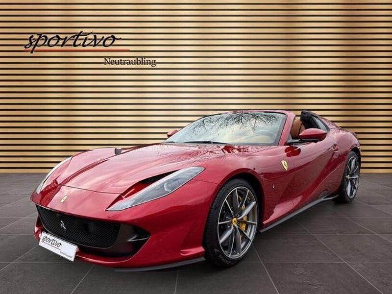 Gebraucht Ferrari 812 800 PS (588 kW) 2021 Rot Cabrio
