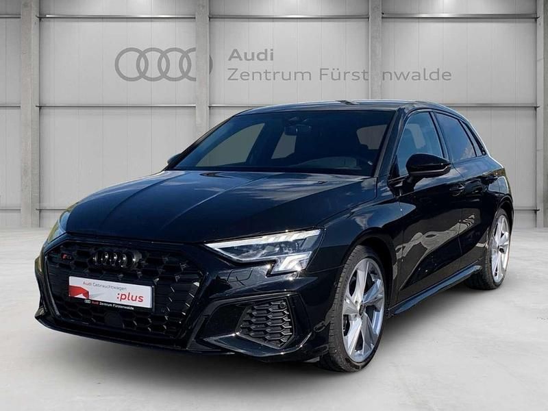 Schwarz Gebraucht 2024 Audi S3 Ambiente Limousine | 50.925 € (Teuer) - Bild 1/4