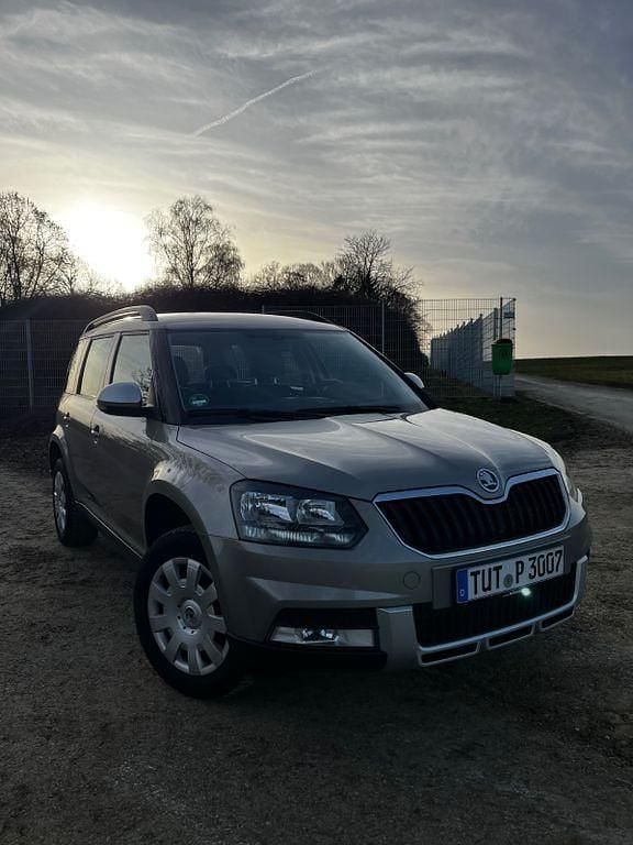 Gebraucht Skoda Yeti 105 PS (77 kW) 2015 SUV