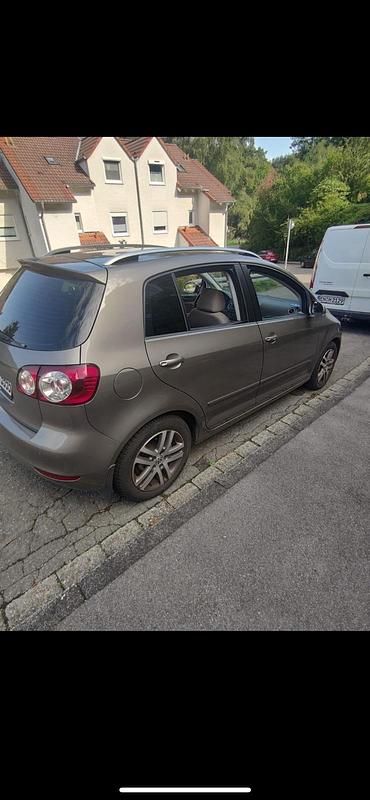Braun Gebraucht 2009 VW Golf Plus Cross Van / Kleinbus | 4.700 € - Bild 1/4