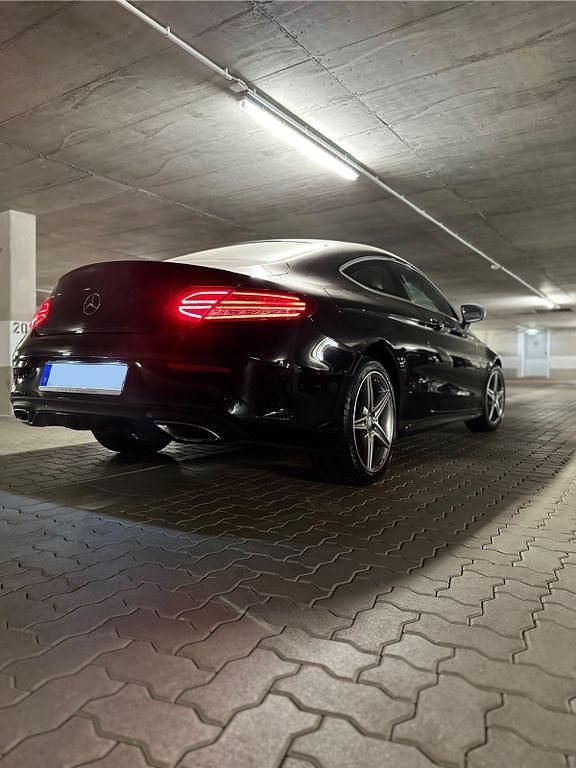 Gebraucht Mercedes C200 AMG line 184 PS (135 kW) 2016 Schwarz Coupé