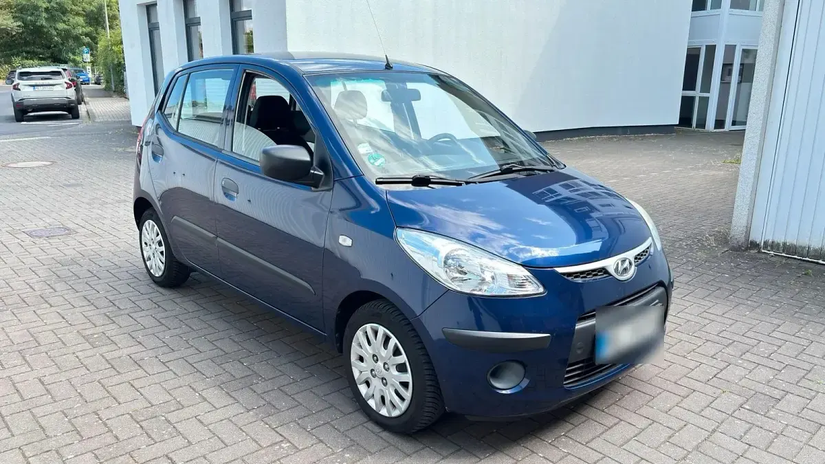 Gebraucht Hyundai i10 66 PS (48 kW) 2009 Blau Kleinwagen